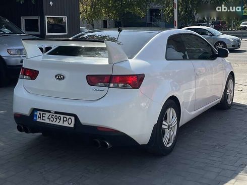 Kia Cerato 2012 - фото 9