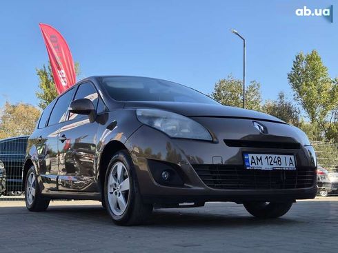 Renault Scenic 2010 - фото 11