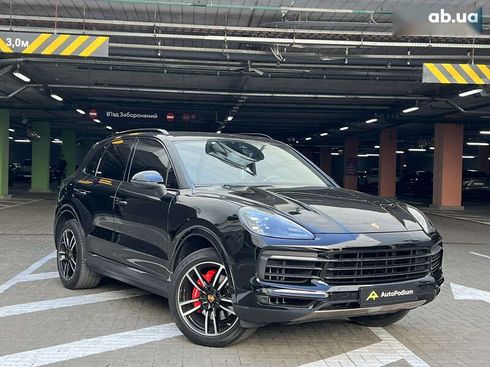 Porsche Cayenne 2018 - фото 2
