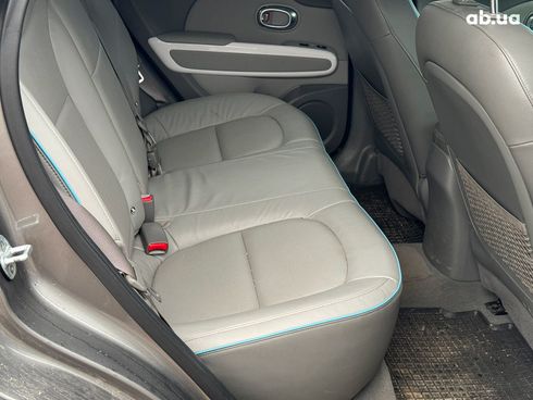 Kia Soul 2017 серый - фото 20