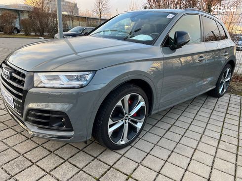 Audi SQ5 2021 - фото 28