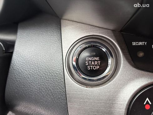 Toyota RAV4 2012 серый - фото 23