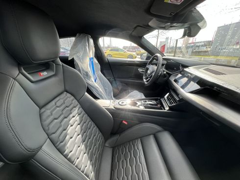 Audi RS e-tron GT 2023 - фото 28