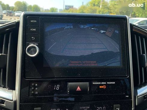 Toyota Land Cruiser 2020 - фото 19