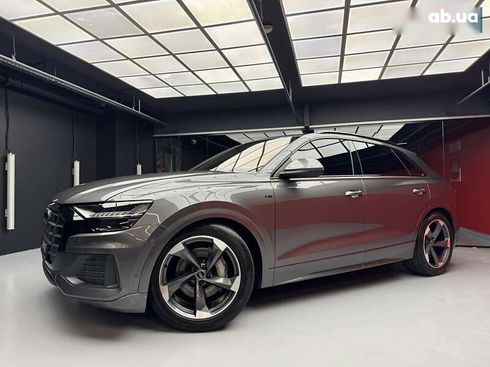 Audi Q8 2021 - фото 6