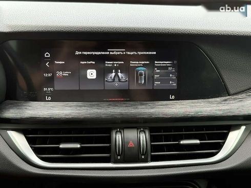Alfa Romeo Stelvio 2020 - фото 21