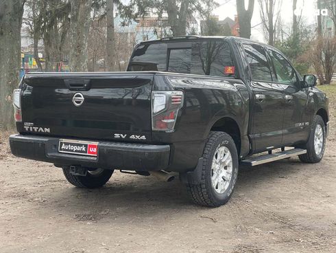 Nissan Titan 2018 черный - фото 20