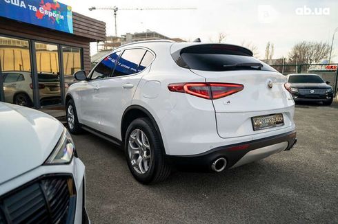 Alfa Romeo Stelvio 2020 - фото 15