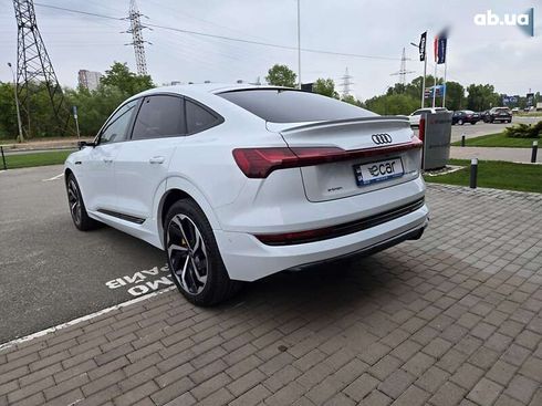 Audi E-Tron 2021 - фото 24
