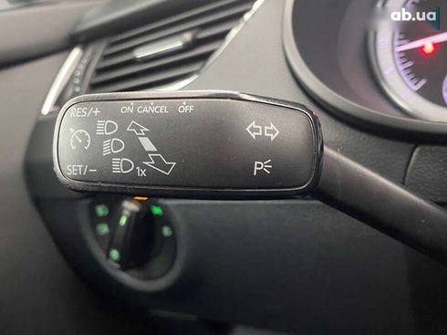 Skoda Octavia 2017 - фото 14