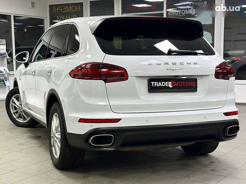 Porsche Cayenne 2016 - фото 10