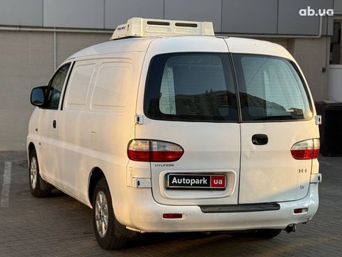 Hyundai H100 2004 белый - фото 5