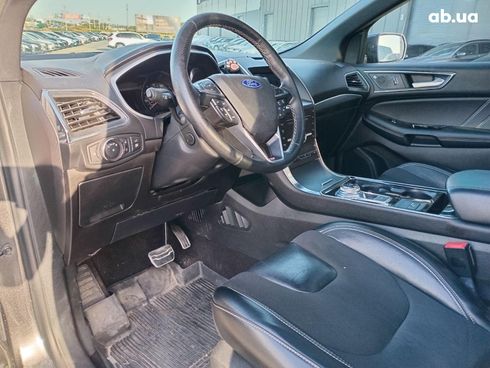 Ford Edge 2018 серый - фото 11