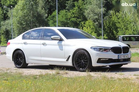 BMW 5 серия 2018 - фото 5