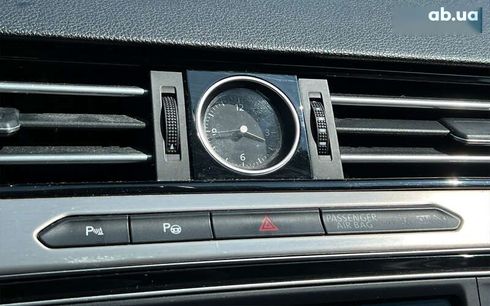 Volkswagen Passat 2015 - фото 18