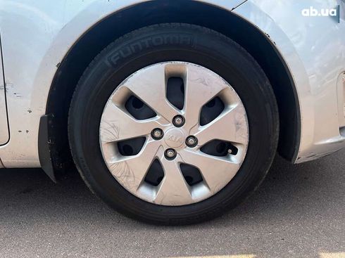 Kia Rio 2013 - фото 22