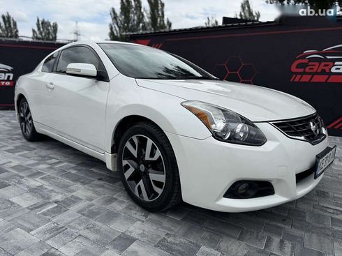 Nissan Altima 2010 - фото 4
