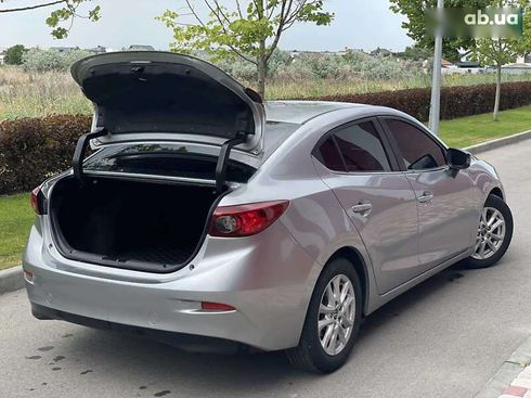 Mazda 3 2016 - фото 12