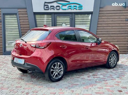 Toyota Yaris 2019 - фото 4