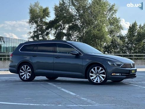 Volkswagen Passat 2015 - фото 11