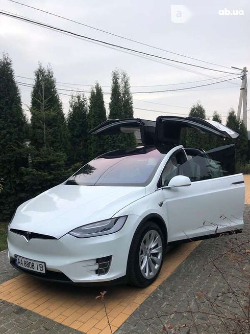 Tesla Model X 2017 - фото 3