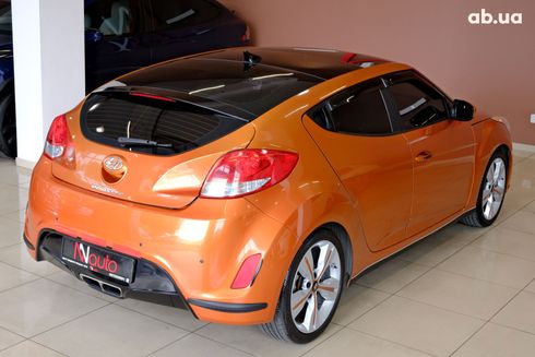 Hyundai Veloster 2016 оранжевый - фото 5