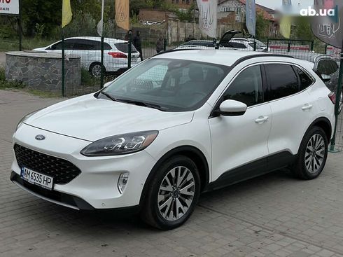 Ford Escape 2021 - фото 2