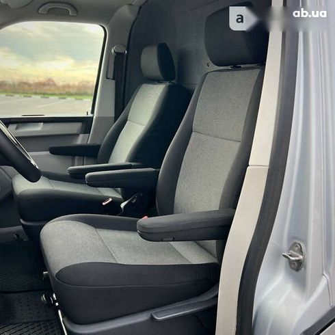 Volkswagen Transporter 2019 - фото 19