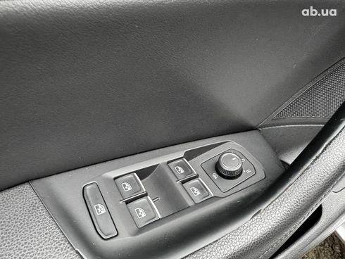 Volkswagen Passat 2018 серый - фото 27