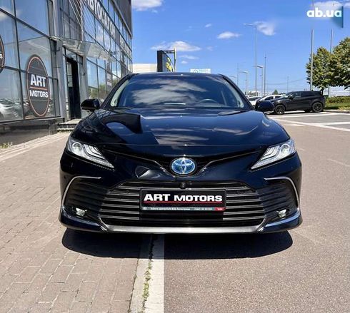 Toyota Camry 2023 - фото 8