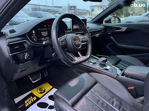 Audi A4 2017 - фото 11