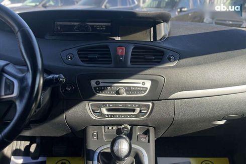 Renault Scenic 2010 - фото 25
