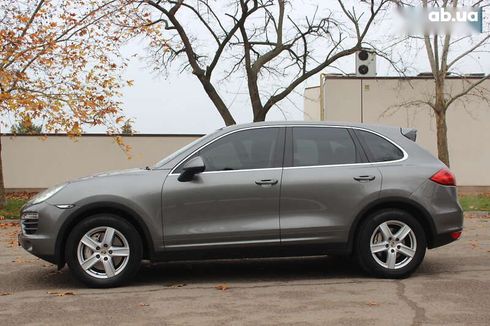 Porsche Cayenne 2011 - фото 16