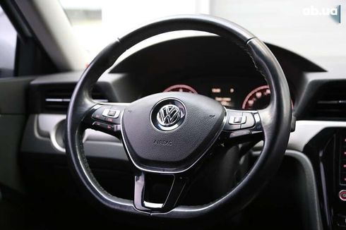 Volkswagen Passat 2020 - фото 14