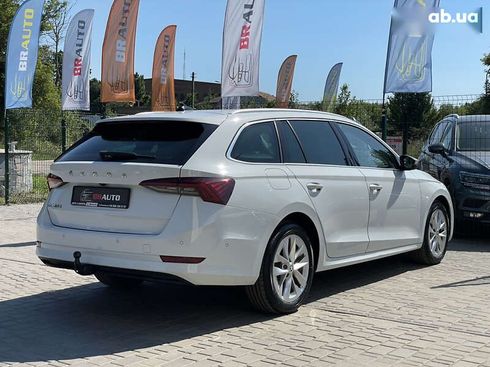 Skoda Octavia 2020 - фото 13