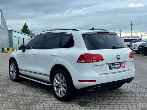 Volkswagen Touareg 2013 белый - фото 6