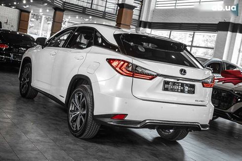 Lexus RX 2021 - фото 17