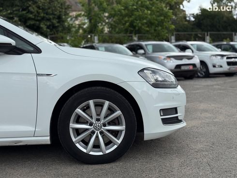 Volkswagen Golf 2015 белый - фото 14