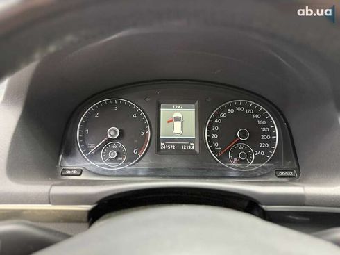 Volkswagen Touran 2012 - фото 18
