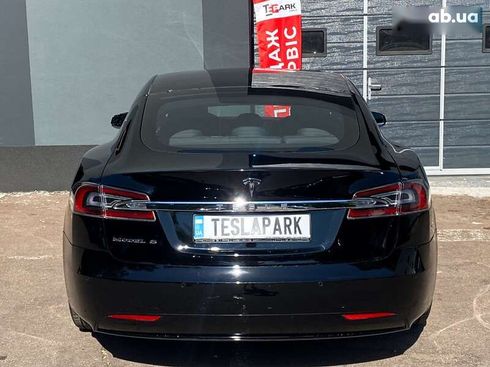 Tesla Model S 2020 - фото 9