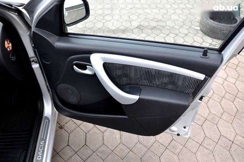 Dacia Sandero 2010 - фото 27