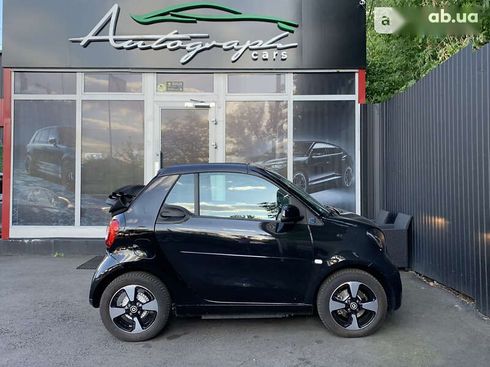 Smart Fortwo 2019 - фото 16