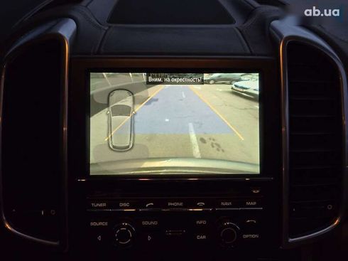 Porsche Cayenne 2011 - фото 29