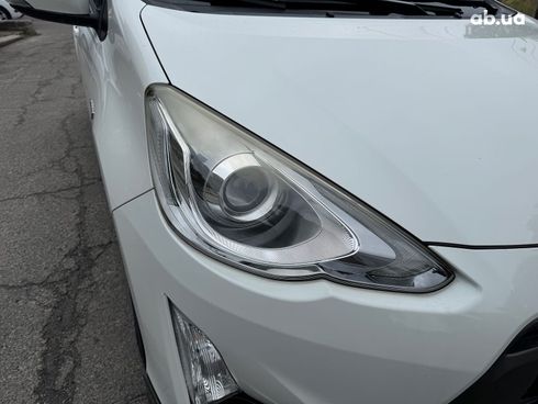 Toyota Aqua 2016 белый - фото 17