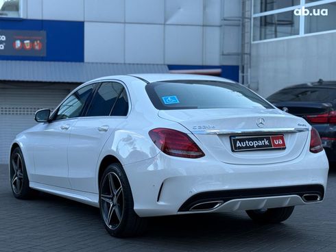 Mercedes-Benz C-Класс 2017 белый - фото 10