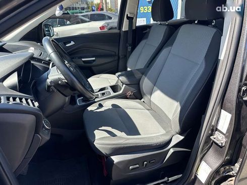 Ford Escape 2017 - фото 15