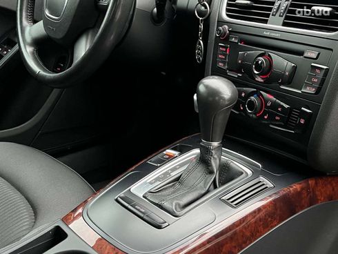 Audi A4 2010 белый - фото 36