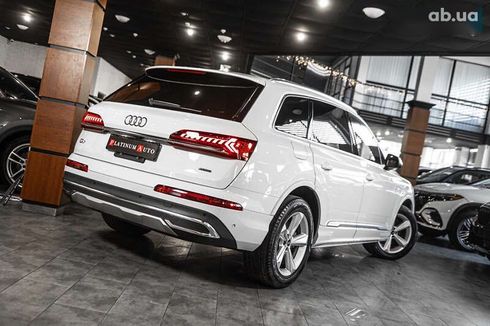 Audi Q7 2022 - фото 23