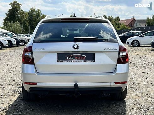 Skoda Octavia 2019 - фото 7