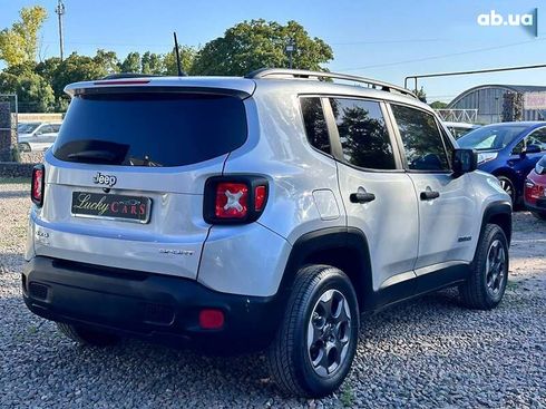 Jeep Renegade 2016 - фото 5